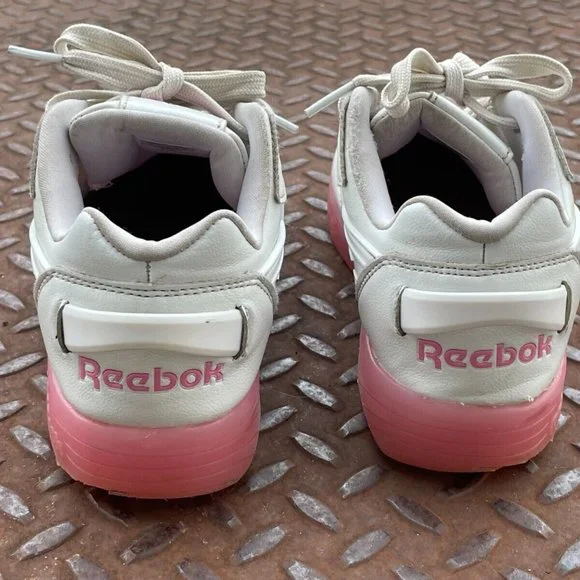 Reebok Girl Youth Sneaker Lace Up Sport Shoes Size 4US 35EU - Picture 5 of 10